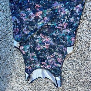 Lululemon size 6 tank top